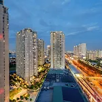 New Modern Interior Tidy Masteri T1 2 Room, 2 Bathroom Apartment